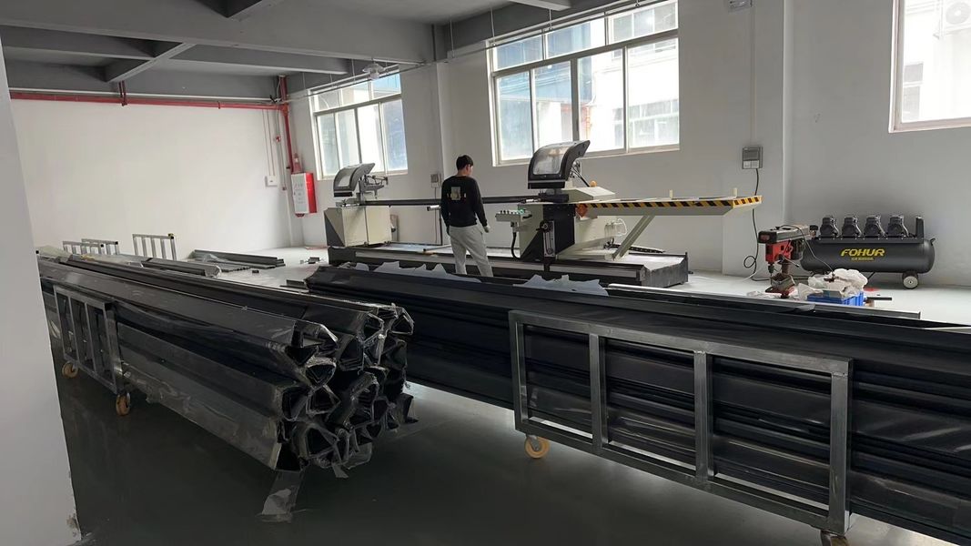 DM AWNING SOLUTION CO., LIMITED línea de producción del fabricante